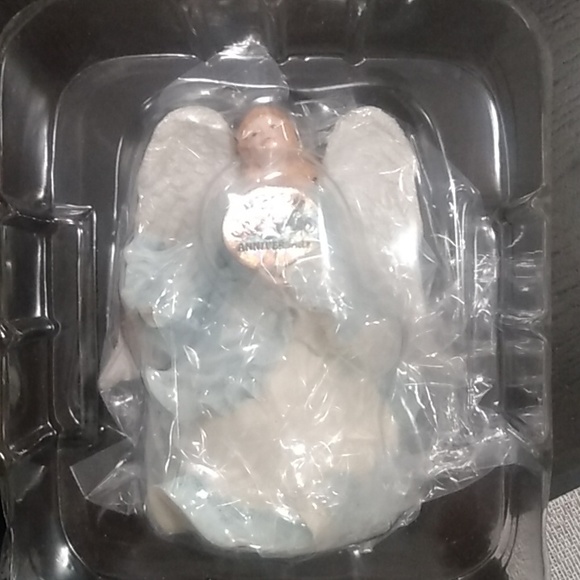 1998 Hallmark Keepsake Joyful Messenger Angel Ornament Anniversary Edition - Picture 9 of 11
